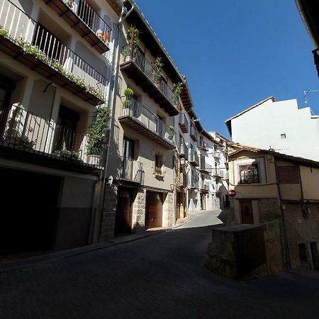Vinatea Suites Morella Exterior foto